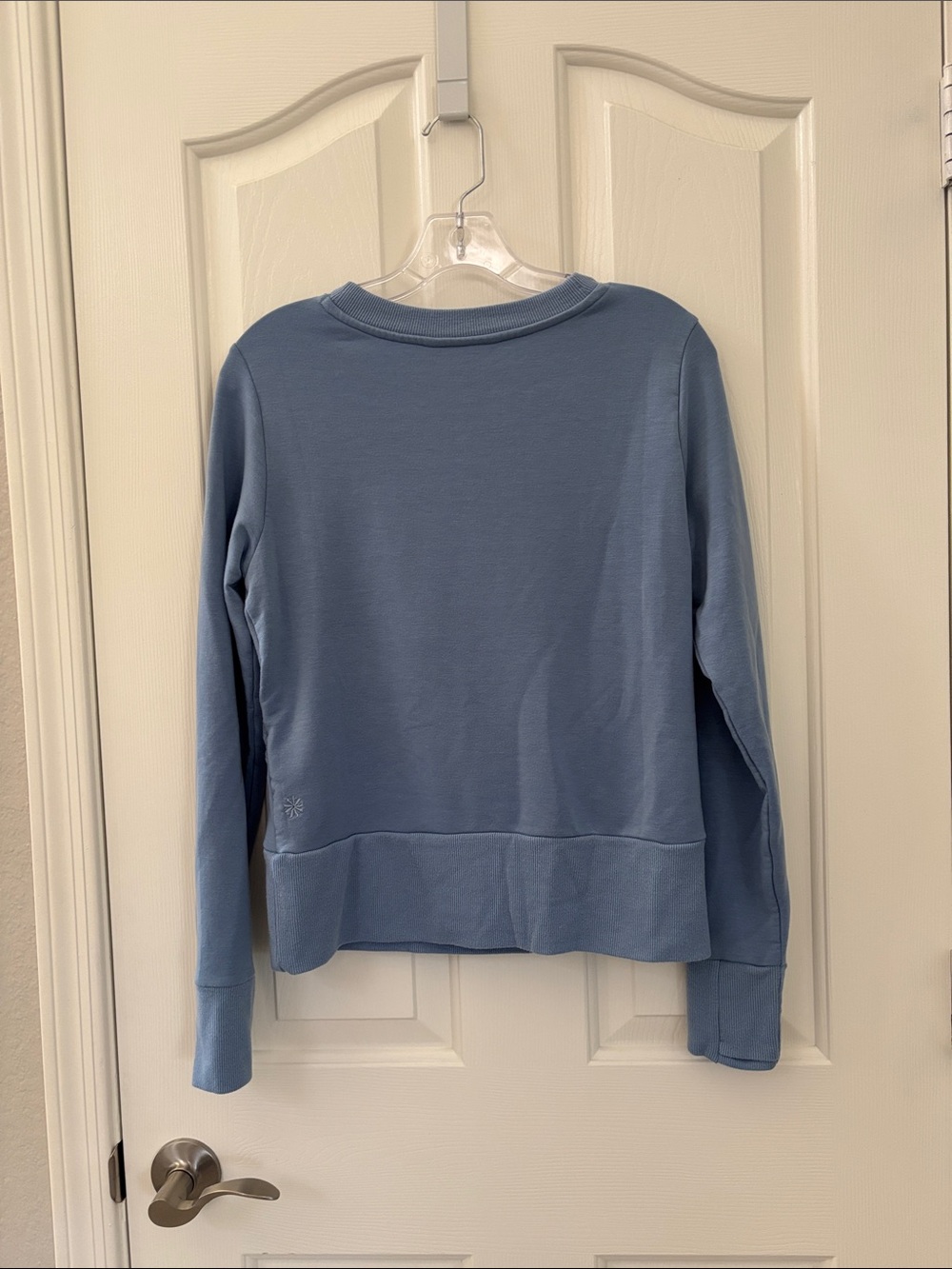Athleta Blue Super Soft Recharge Wrap Front Top Size Small - Picture 7 of 10